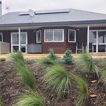 Pukeko Lodge Bnb New Plymouth Exterior foto